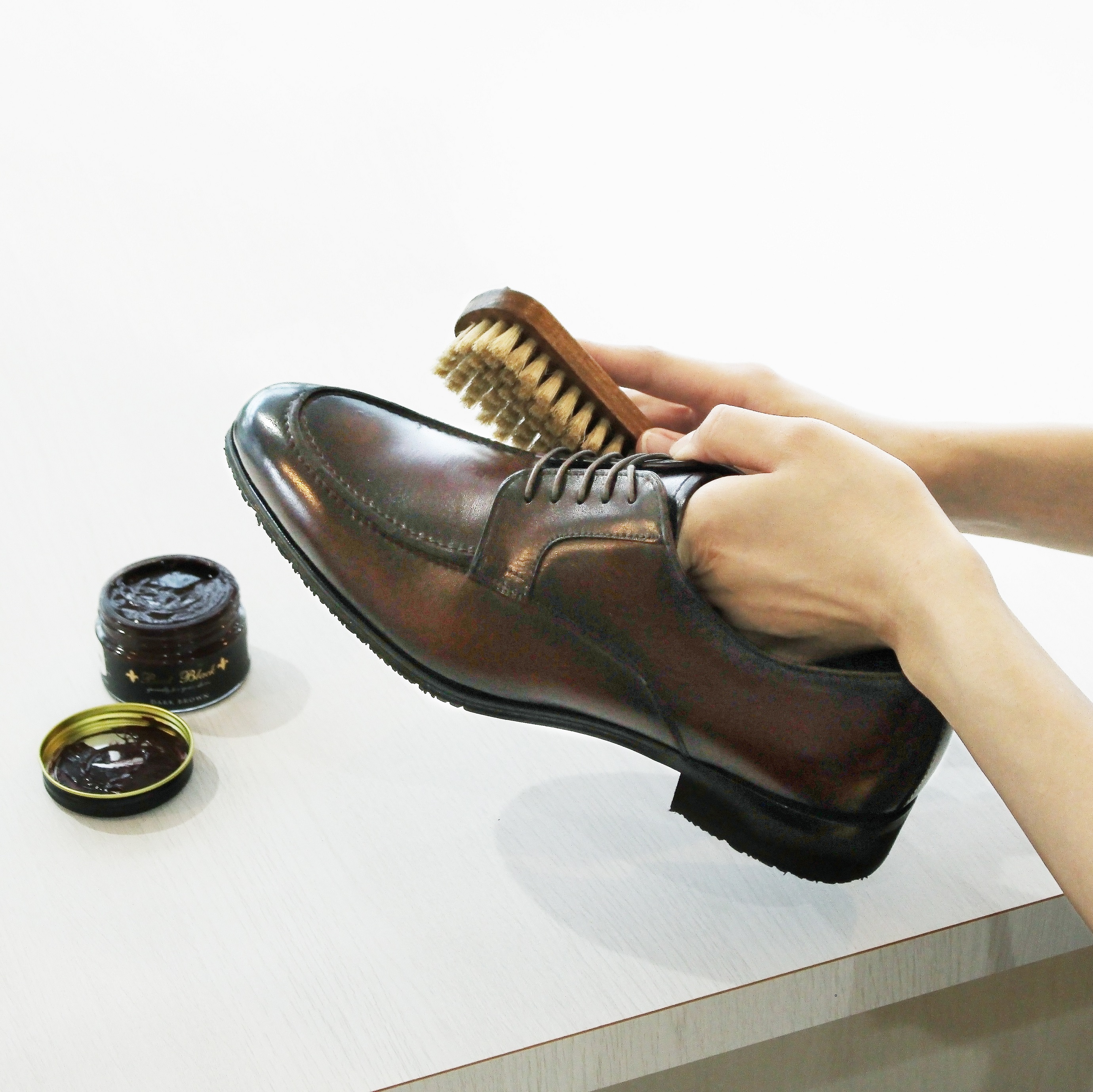 革靴のお手入れ方法を学ぼう 基本から時短のお手入れまで Locomode